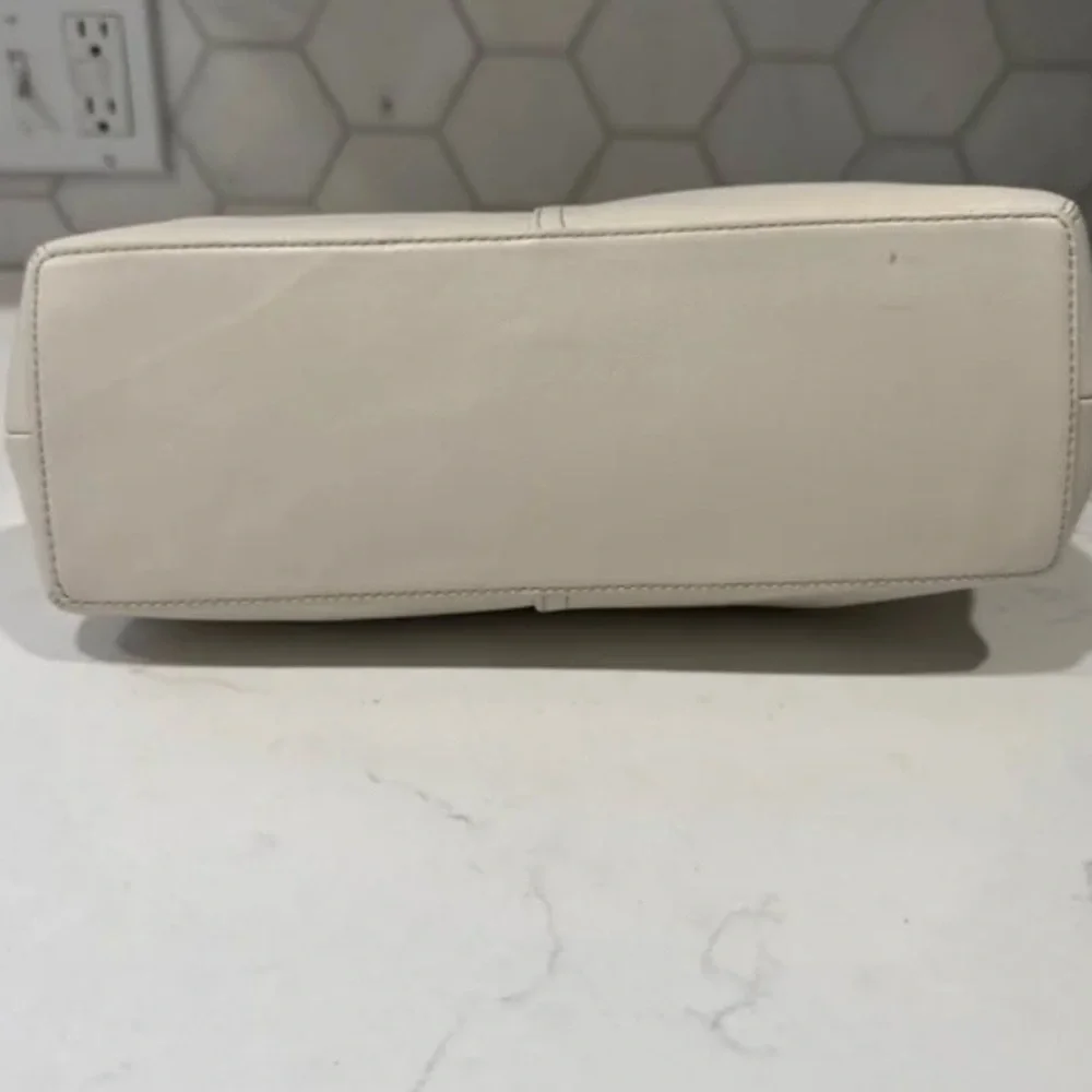 Coach Vintage Legacy Satchel.  Creed H33-9545 - Picture 7 of 9